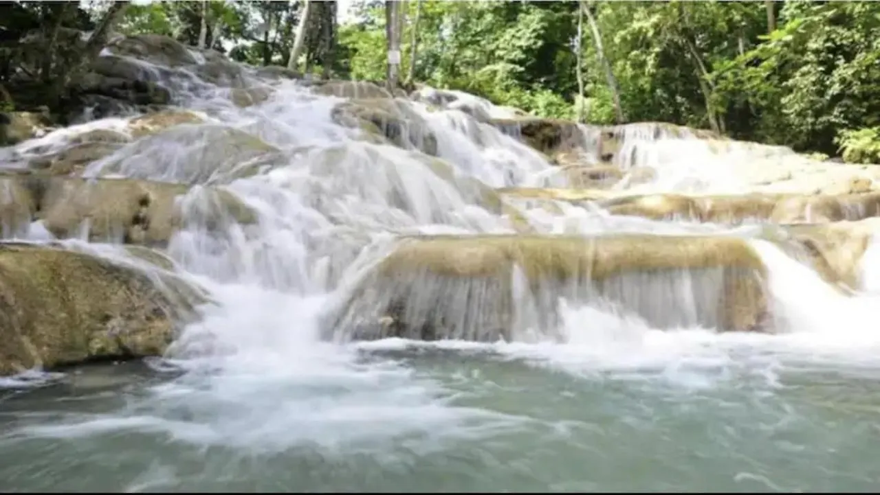 21 Estates Discovery Bay St Ann Jamaica 0*,